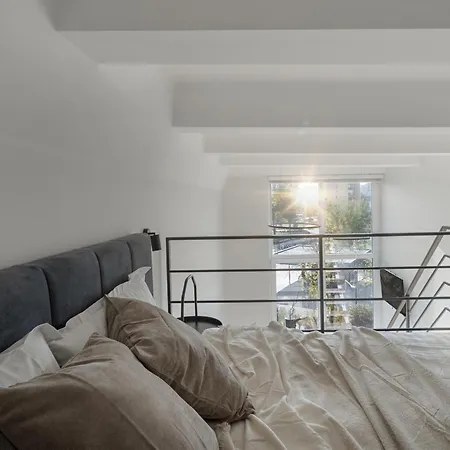 Apartment Modern Loft In Centre Self Check-in No 45